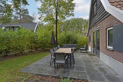 The Terras of nr. 38 Ponybos - type Het Geheim van Otterlo 8P in EuroParcs De Zanding