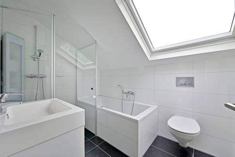 The Badkamer 2 of Type Wellness Villa 4 - nr. 75 in Resort Arcen