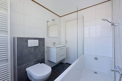 The Badkamer 2 of nr. 104 - type Comfort Villa 6 in Resort Arcen