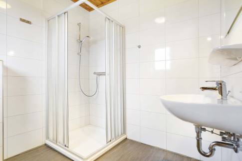 The Badkamer 2 of Type 10FL - nr. 104 in Landal Salztal Paradies