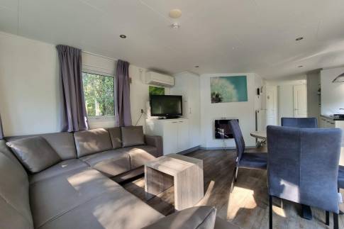 The Woonkamer of Type Buitenverblijf Wellness 4 - nr. 351 in Resort Arcen