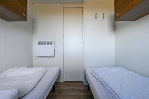 The Slaapkamer 2 of Type Berghem Chalet - nr. 17 in EuroParcs Gulperberg