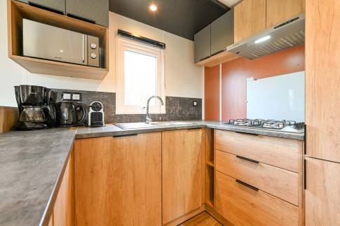 The Keuken of Bergalow 3 De Luxe - nr. 47 in Vakantiepark De Luttenberg