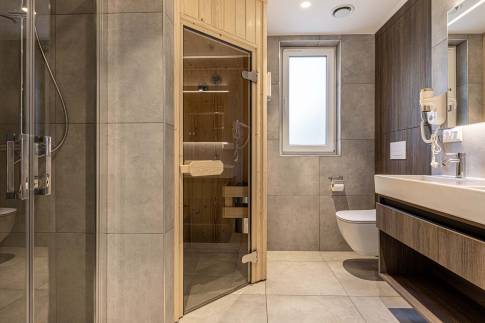 The Badkamer 2 of Type Jonkvrouw - 4L2 in Landal Landgoed Bourtange