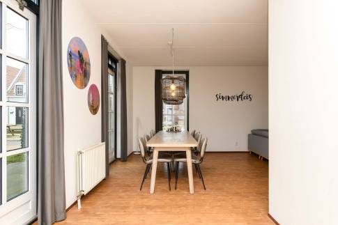 The Eetkamer of Type 8E1 - nr. 315 in Landal Esonstad