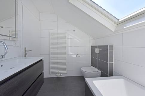 The Badkamer 2 of nr. 073 - type Luxe Villa 6B in Resort Arcen