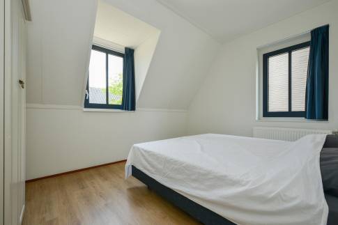 The Slaapkamer 2 of Type 8CK1 - nr. 426 in Landal Esonstad