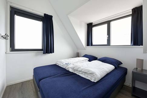 The Slaapkamer 3 of Type Tjalk 8P met boothuis - nr. 60 in Waterstaete Ossenzijl