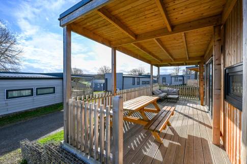 The Terras of Type Berghem Chalet - nr. 17 in EuroParcs Gulperberg