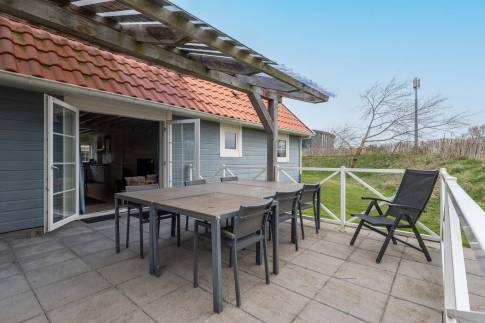 The Tuin of Type 16L - nr. 335 in Landal Beach Resort Ooghduyne