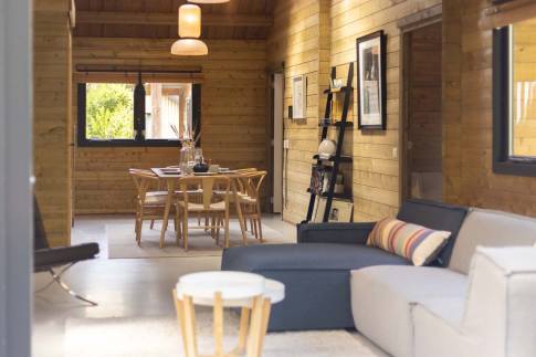 The Eetkamer of nr. 013 - type Bungalow 6P  in Residence Bosch-Rijck