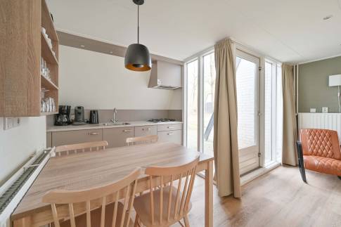 The Keuken of Type Veluwe Villa 4B - nr. 73 Pijplook in Landal Bungalowpark Hoenderloo