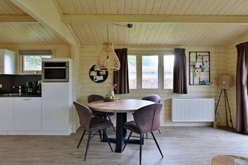 The Woonkamer of Type Buitenverblijf Wellness 4 - nr. 314 in Resort Arcen