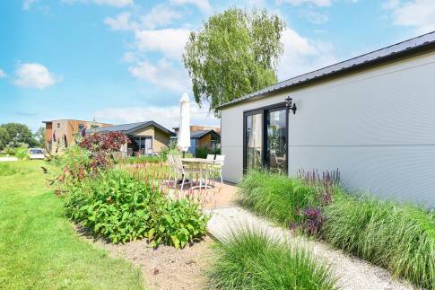 The Buiten of Type Chalet - nr. 226 in Vakantiepark Aan De Maas