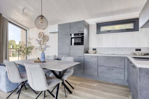 The Keuken of Type Wellseind in Parc de Maasmeren