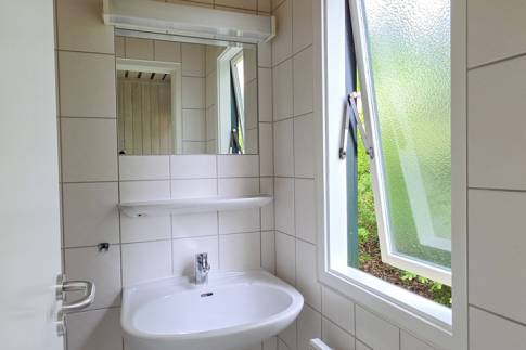 The Badkamer of nr. 103 - type Eifel Comfort 6 in Eifelpark Kronenburger See