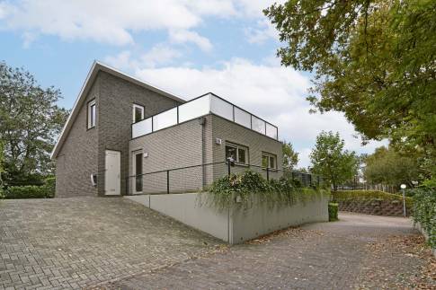 The Buiten of Type Wellness Zwembadvilla 8 - nr. 219 in Resort Arcen