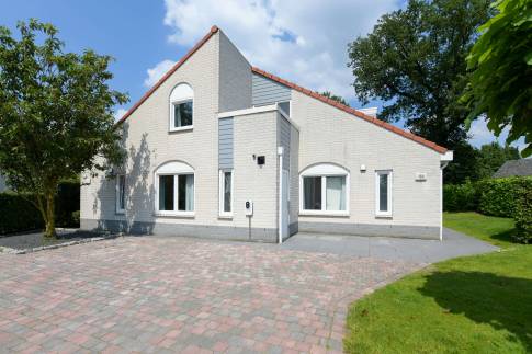 The Buiten of Type Comfort Villa 12 - nr. 185-186 in Resort Arcen