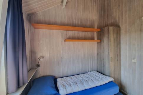 The Slaapkamer 2 of nr. 026 - type Kronenburg Comfort 4 in Eifelpark Kronenburger See