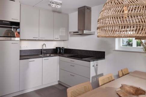 The Keuken of Type Bungalow 6B - nr. 11 in Duinresort Dunimar