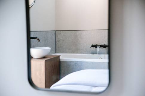 The Badkamer of nr. T5 - type Tiny Wellness Cabin 2P in Landgoed De IJsvogel