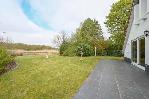 The Tuin of Type Bungalow - nr. 283 in Landal Natuurdorp Suyderoogh
