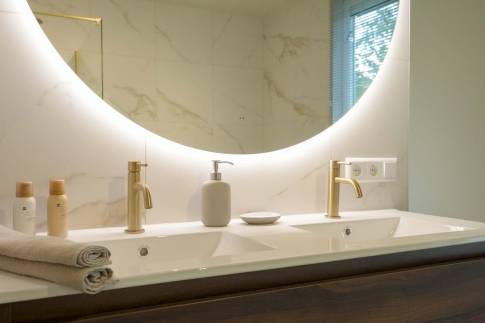 The Badkamer of Type 2P Extra Luxe Wellness - 2ELW in Landal De Wielsche Dreef