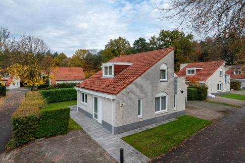 The Buiten of Type Luxe Villa 6 - nr. 99 in Resort Arcen