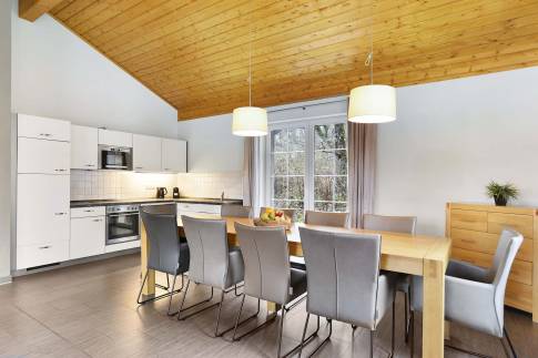 The Eetkamer of Type 10FL - nr. 104 in Landal Salztal Paradies