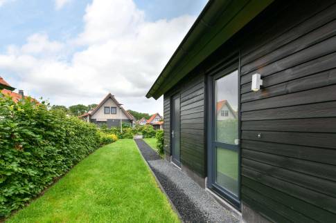 The Buiten of Type Watervilla 4 - nr. 49 in Waterstaete Ossenzijl