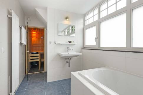 The Badkamer 2 of Type 6L - nr. 802 in Landal Kaatsheuvel