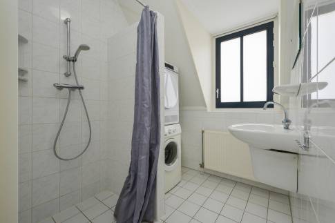 The Badkamer 2 of Type 8CK1 - nr. 426 in Landal Esonstad