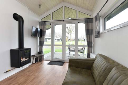 The Woonkamer of Type Tiny House - nr. 513 in Recreatiepark De Tolplas