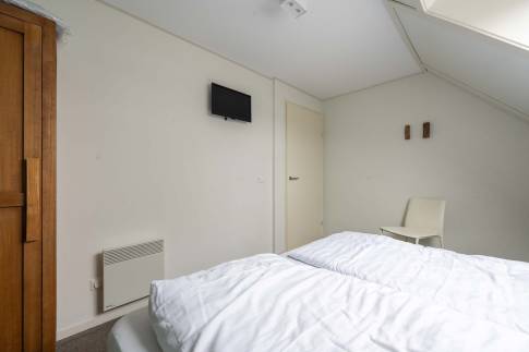 The Slaapkamer 5 of Type 16L - nr. 335 in Landal Beach Resort Ooghduyne