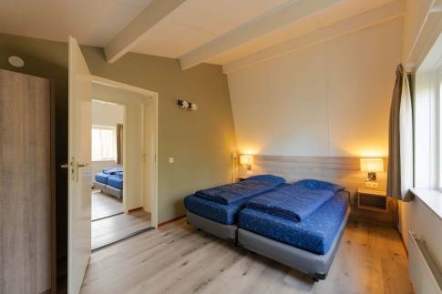 The Slaapkamer 3 of Type Bosvilla Comfort 6-7 - nr. 16 Moerbei in Landal Bungalowpark Hoenderloo