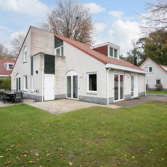 The Buiten of Type Comfort Villa - nr. 139-141 in Resort Arcen