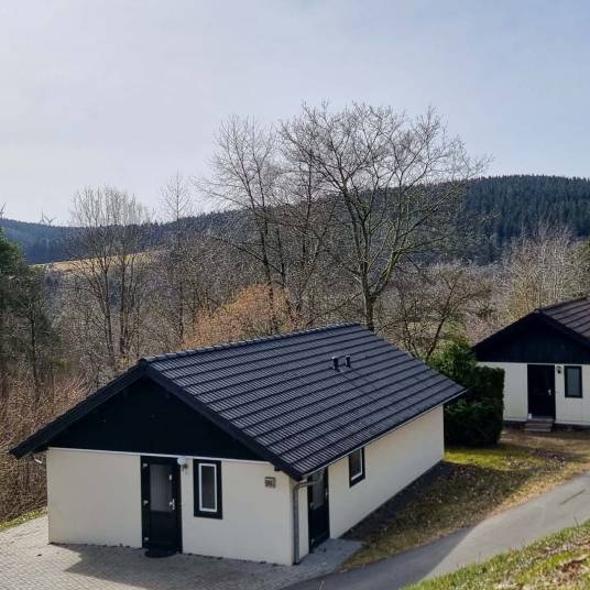 The Buiten of Type Landhaus 6 Luxe - nr. 35 in Eifelpark Kronenburger See