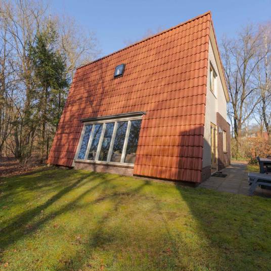 The Buiten of Type Bosvilla Comfort 6-7 - nr. 16 Moerbei in Landal Bungalowpark Hoenderloo