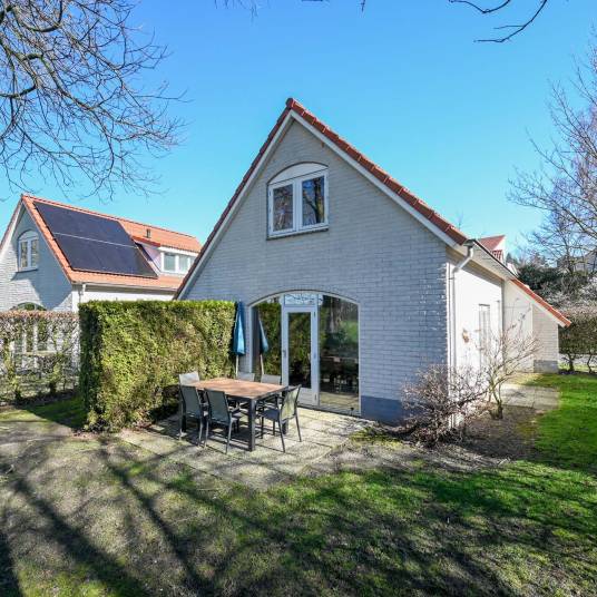 The Buiten of Type Comfort Villa 4 - nr. 2 in Resort Arcen