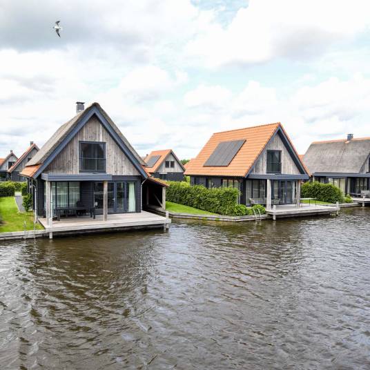 The Buiten of Type Watervilla 6A - nr. 36 in Waterstaete Ossenzijl
