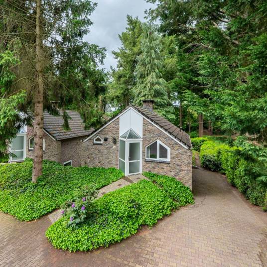 The Buiten of Type Wellness Bungalow - nr. B14 in Vakantiepark De Bosrand