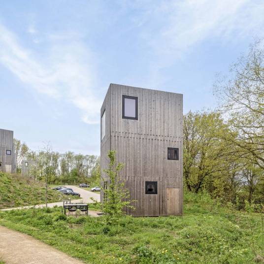 The Buiten of Type Hilltop Lodge 4 - nr. 116 in Landal Gulpen