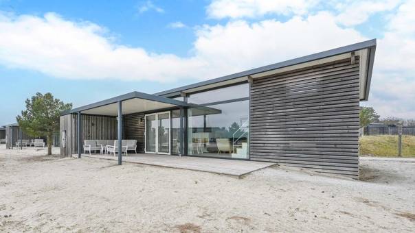 Woning te koop: Oranjeweg 40NR.-83, Hollum